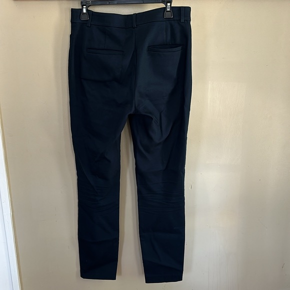 The Sutton Pant - Picture 4 of 9
